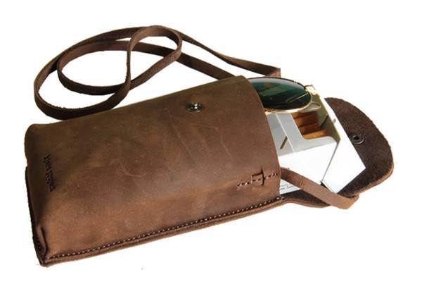 Kjøre Project Glasses Neck Case Ultimi due giorni