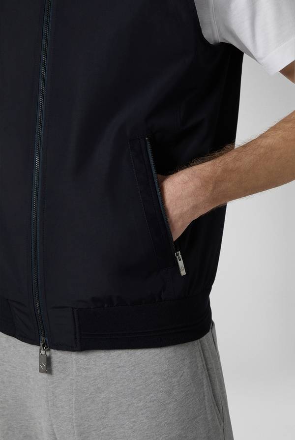 Lab. Pal Zileri Outerwear gilet in nylon ultra leggero Vendita Calda