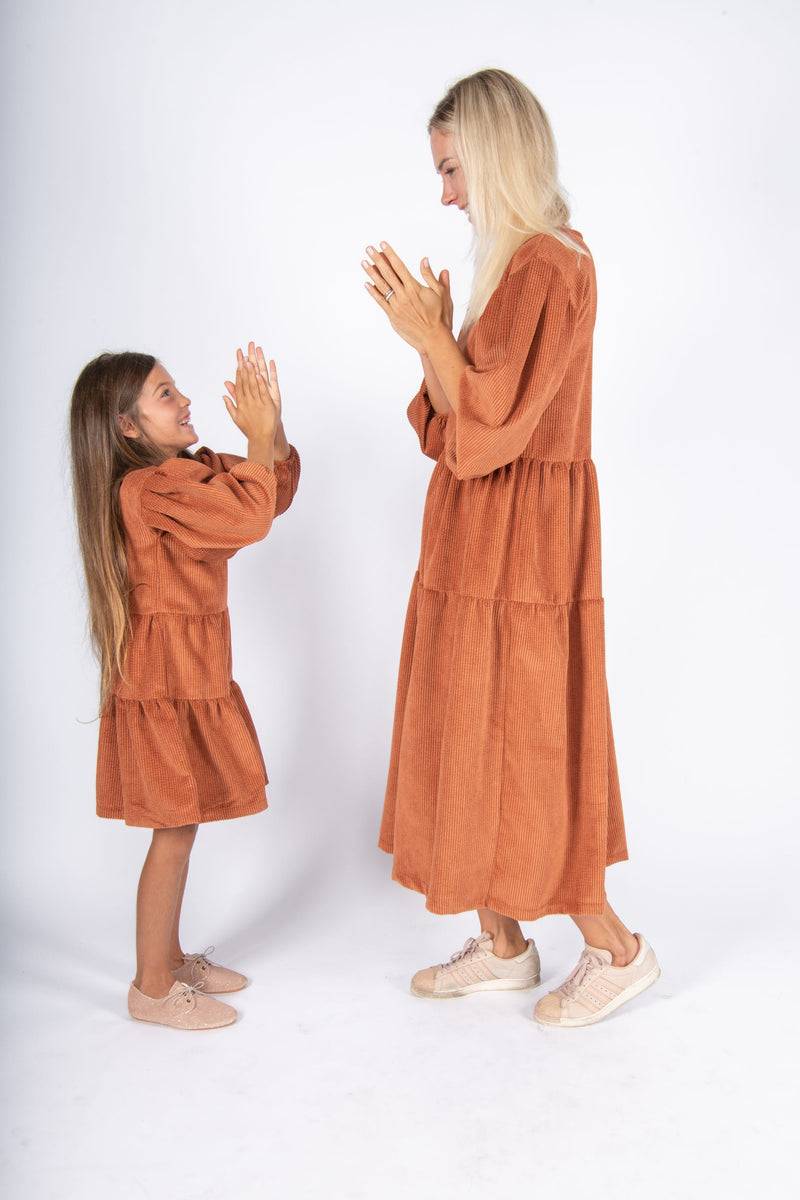 Olive E Miele MiniMe abito Kathy mattone Saldi