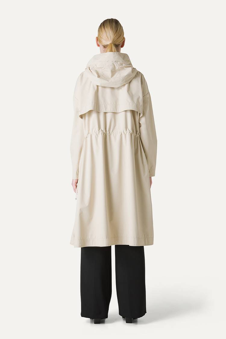 Oof Wear GIACCA LUNGA IN NYLON CON INTERNO ARGENTO 9216 - CREMA Italia