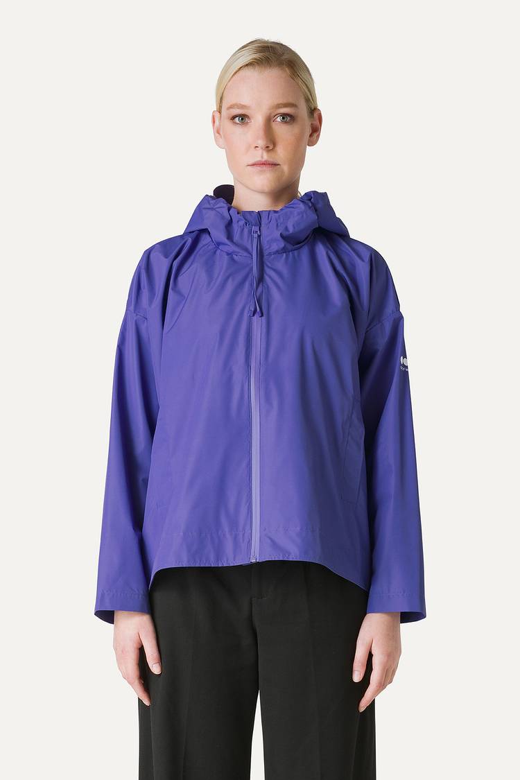 Oof Wear GIACCA CORTA IN NYLON CON INTERNO ARGENTO 9214 - PERVINCA In Linea
