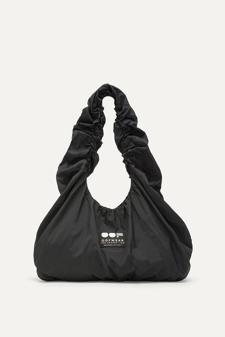 Oof Wear BORSA A SPALLA IN NYLON CRINCLE WATER REPELLENT 3079 - NERO In Vendita