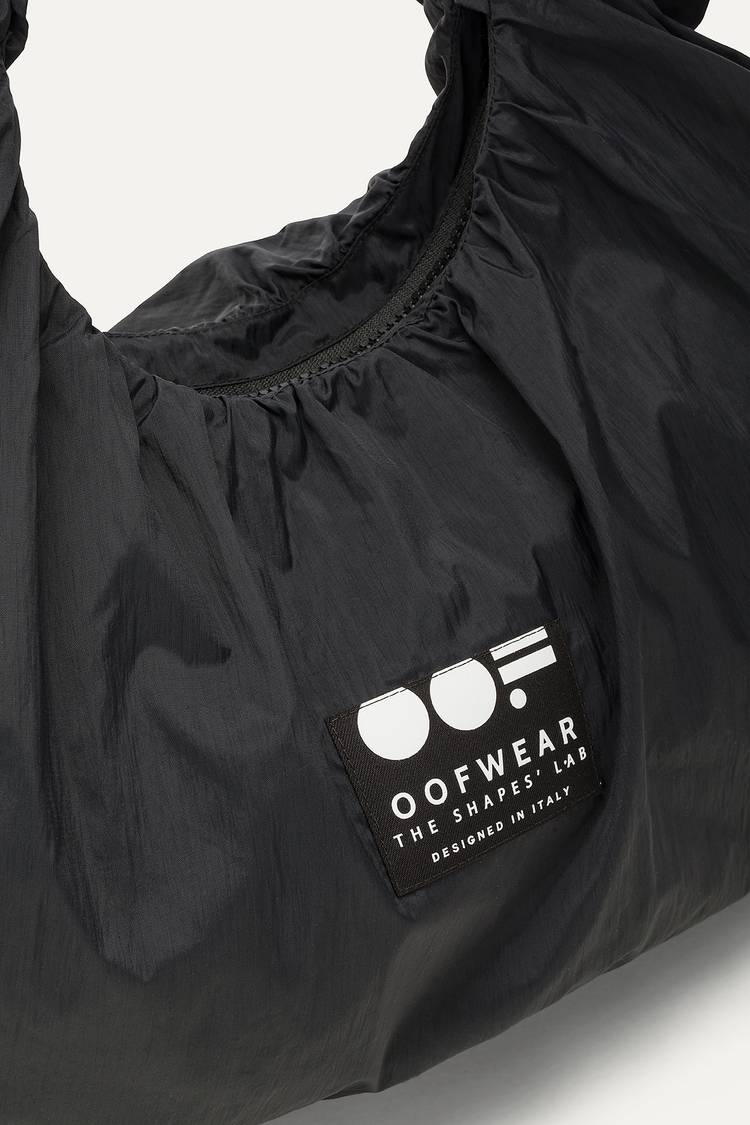 Oof Wear BORSA A SPALLA IN NYLON CRINCLE WATER REPELLENT 3079 - NERO In Vendita
