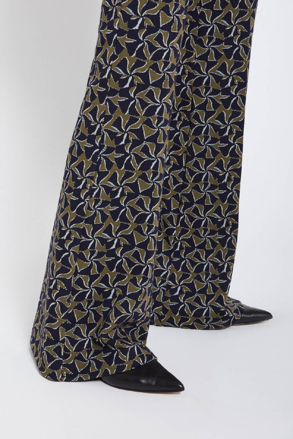 ottod'Ame Printed flare trousers Convenienza