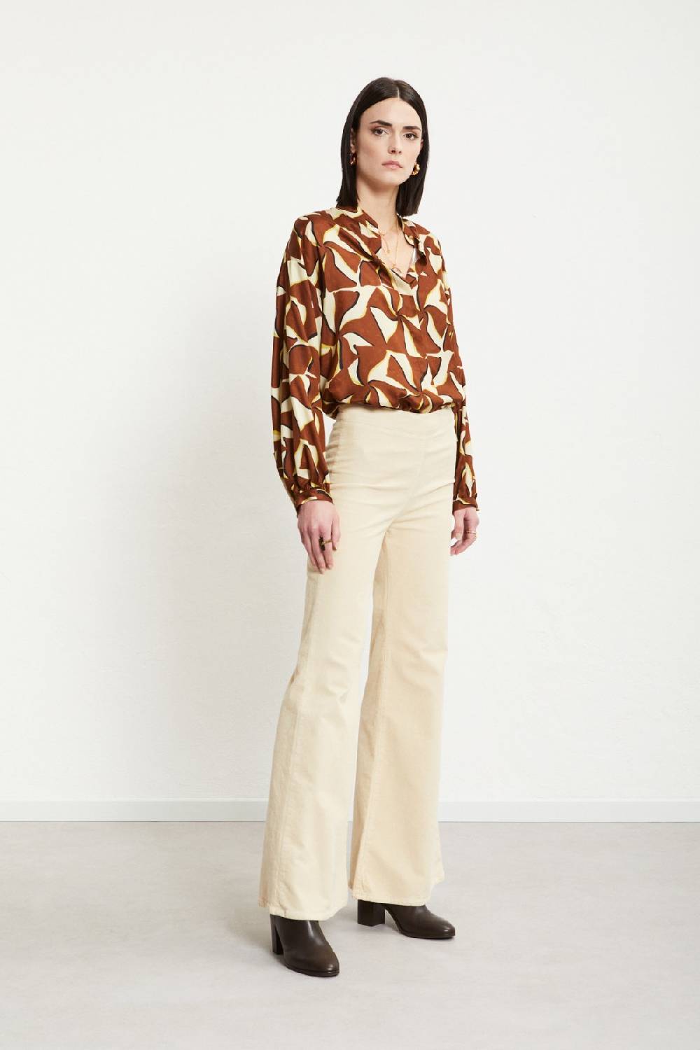 ottod'Ame Velvet flare trousers Negozio