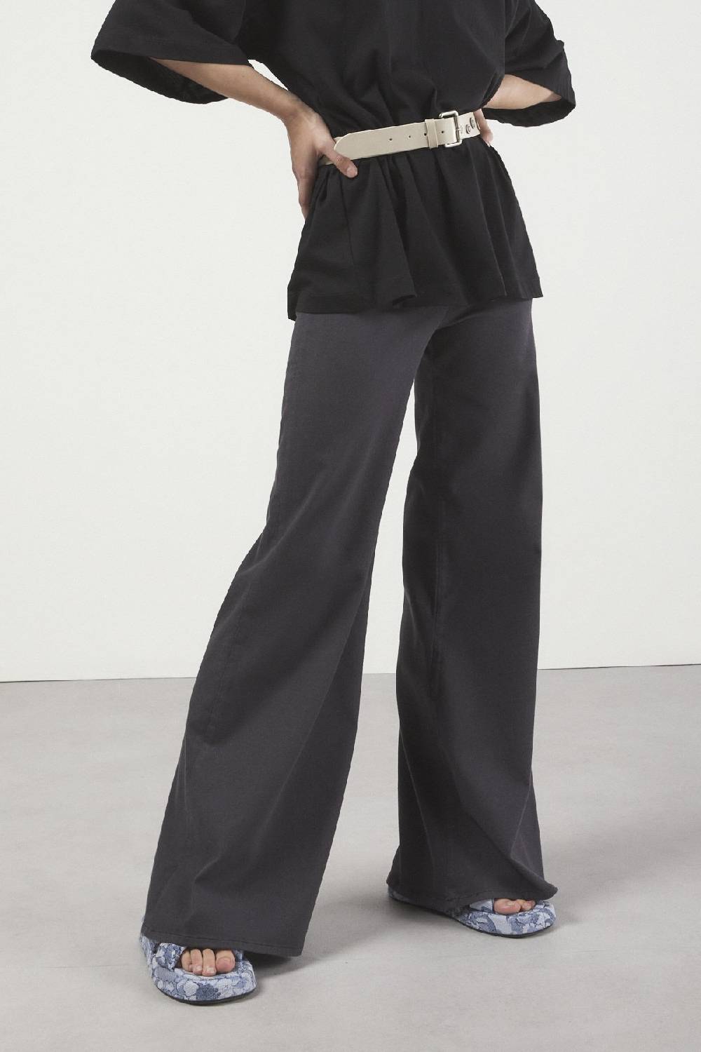 ottod'Ame Jeans Bell Bottom Nuova
