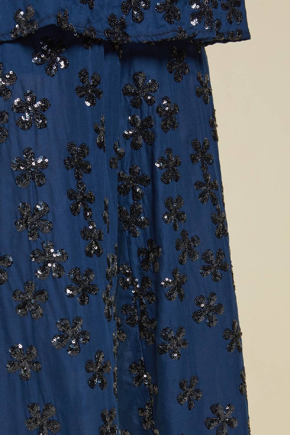 ottod'Ame Trousers with sequins Offerta