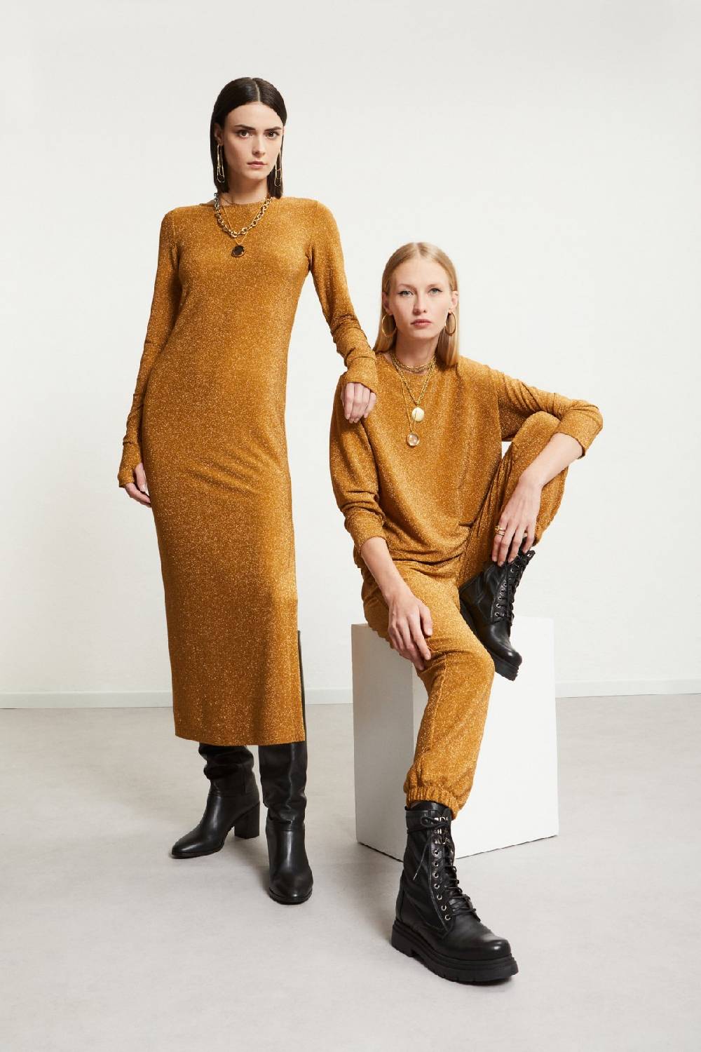 ottod'Ame Viscose blouse with lurex Novità