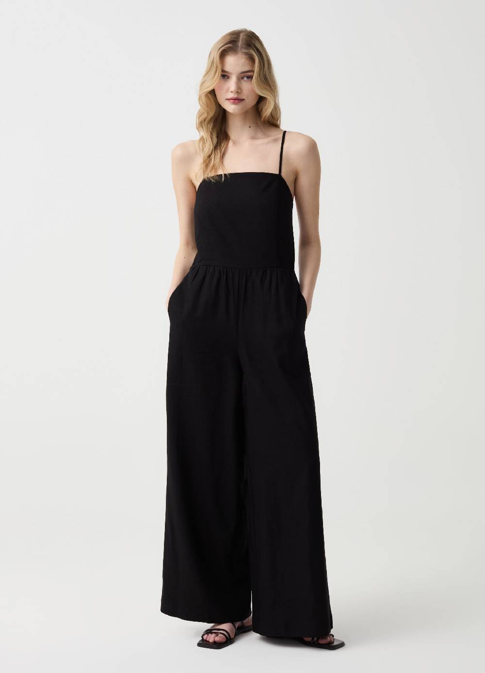 Ovs Tuta intera lunga wide leg in lino e viscosa Offerta