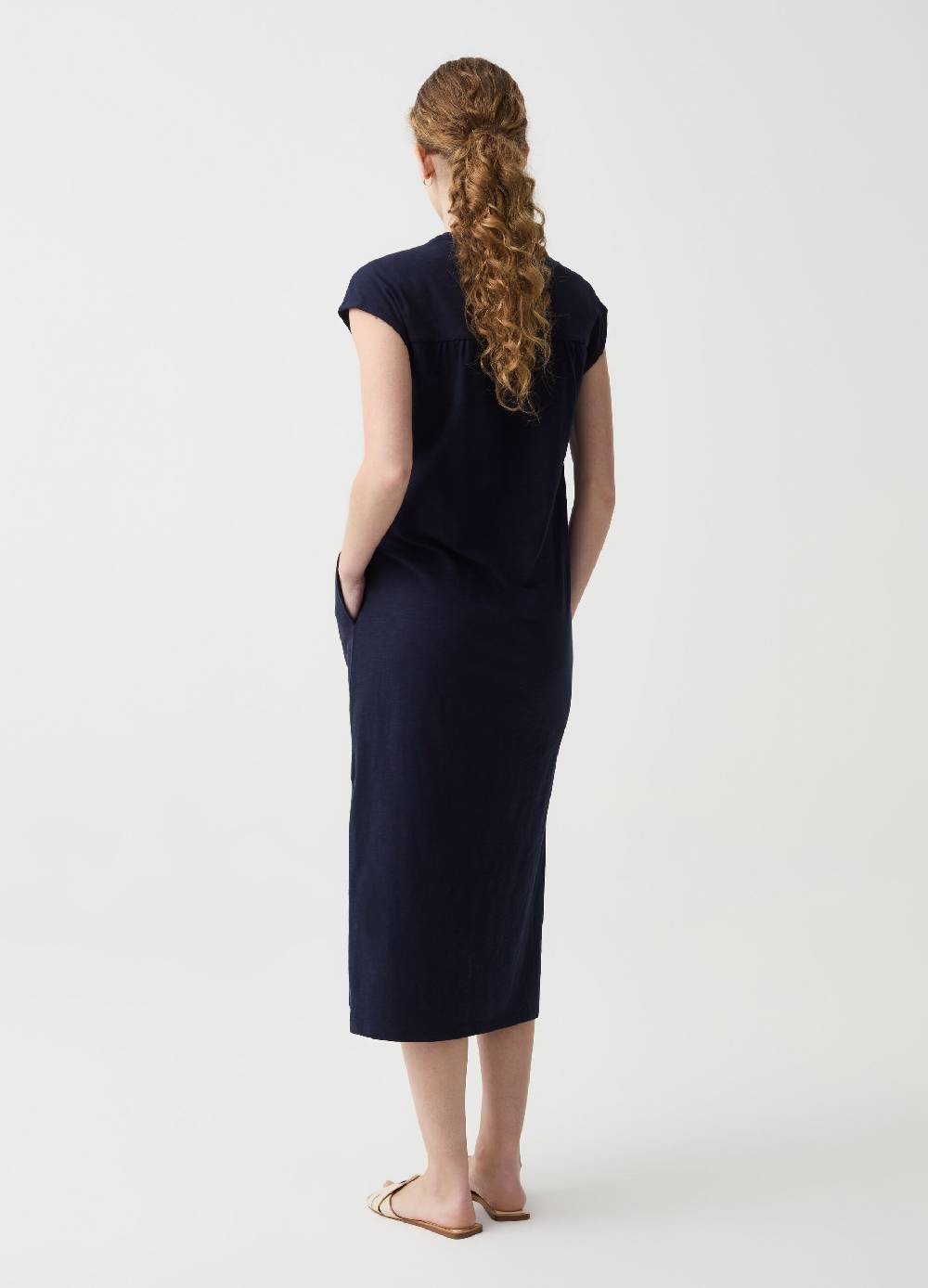 Ovs Vestito Essential lungo con apertura a V Saldi