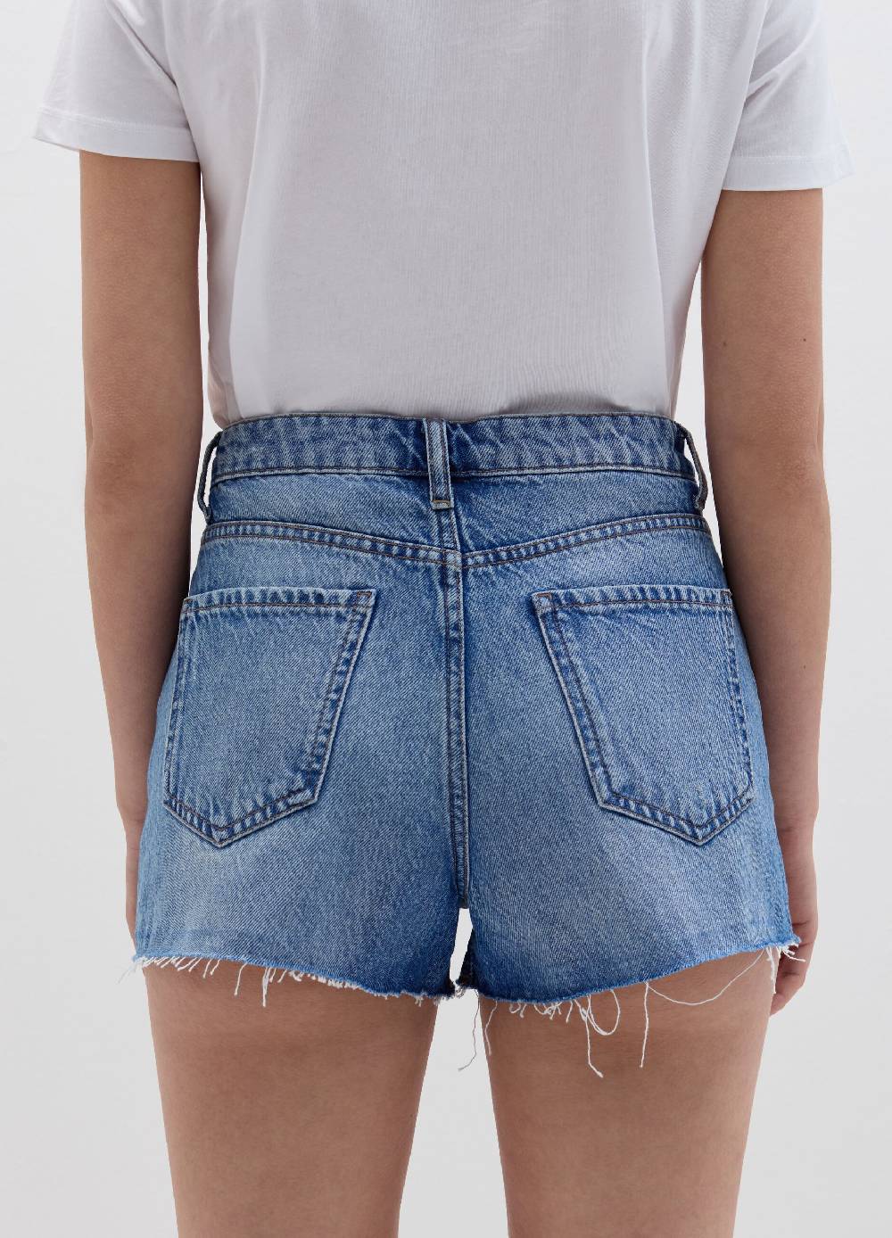Ovs Shorts in denim con strappi e abrasioni Acquista Ora