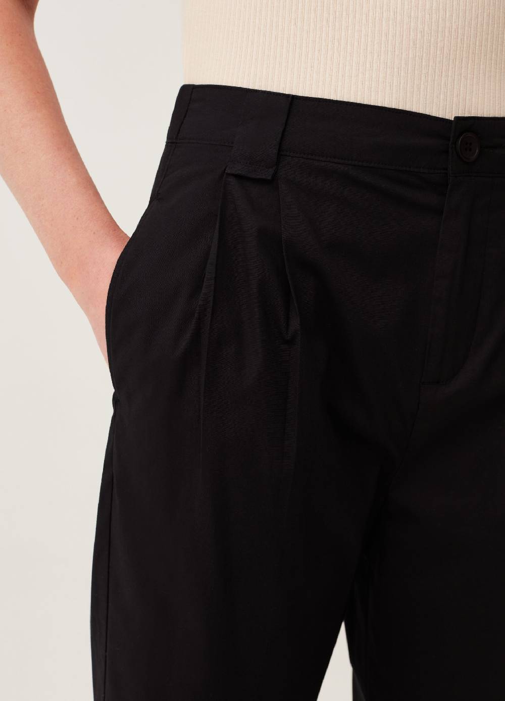 Ovs Pantaloni a sigaretta ankle fit con pinces Sottocosto