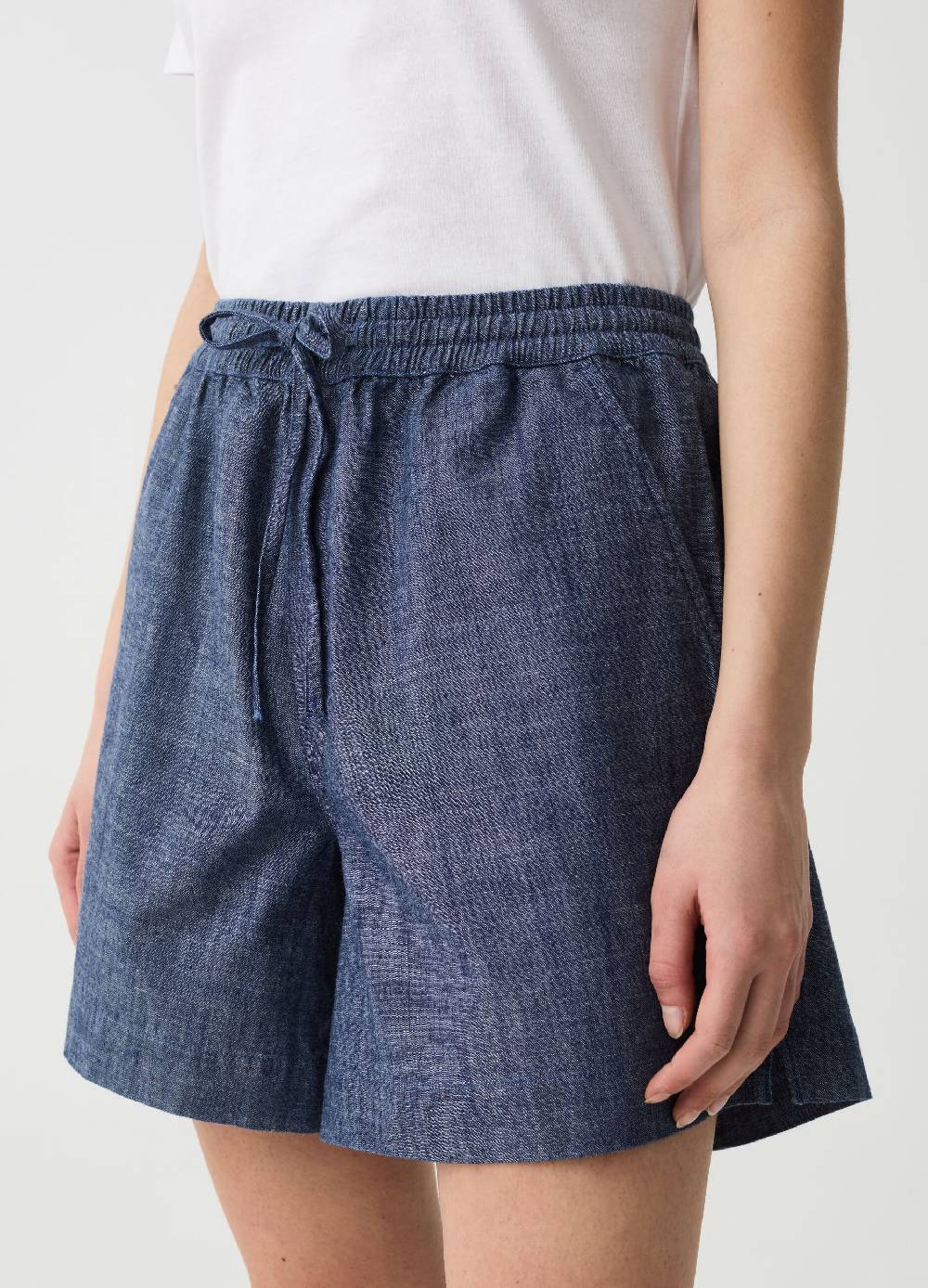 Ovs Shorts in tessuto fluido effetto denim In Linea
