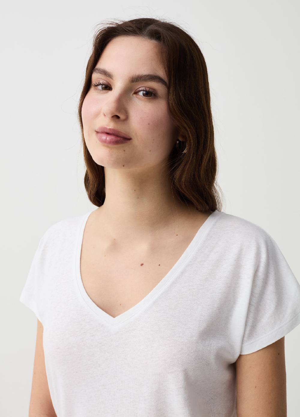 Ovs T-shirt in lino e cotone con scollo a V Economico