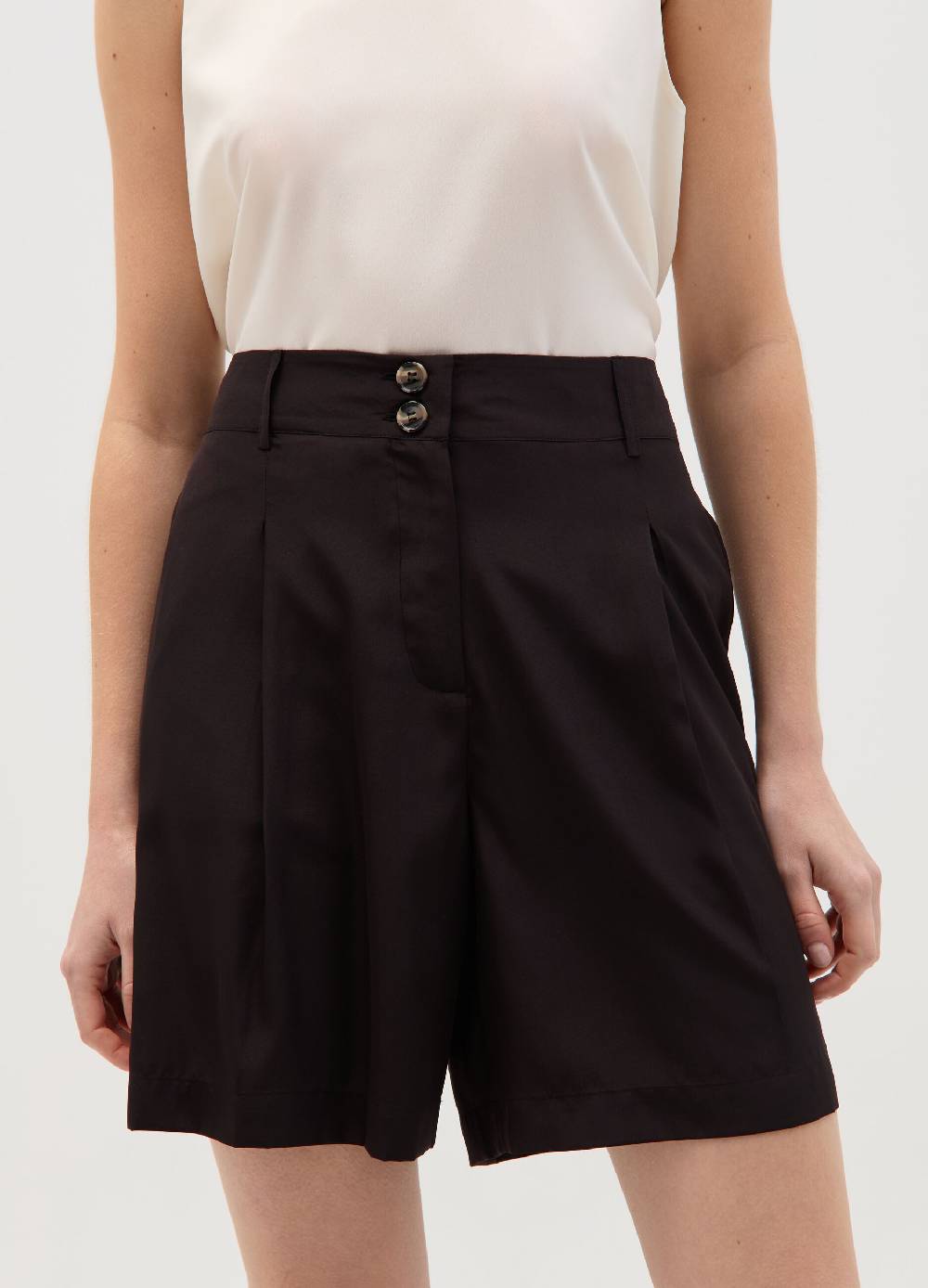 Ovs Shorts a vita alta con pinces Soddisfazione Garantita