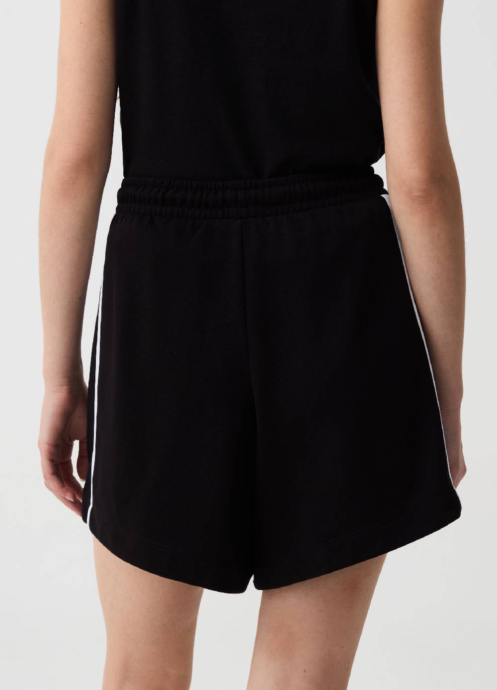 Ovs Bermuda jogger Essential con profili rigati Pezzi Unici