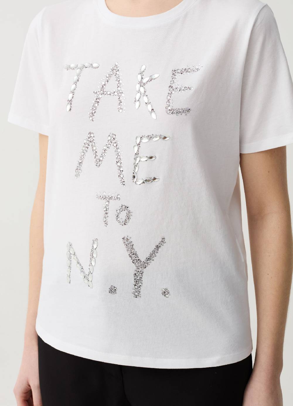 Ovs T-shirt con lettering in pietre e strass Offerta per la Festa della Mamma
