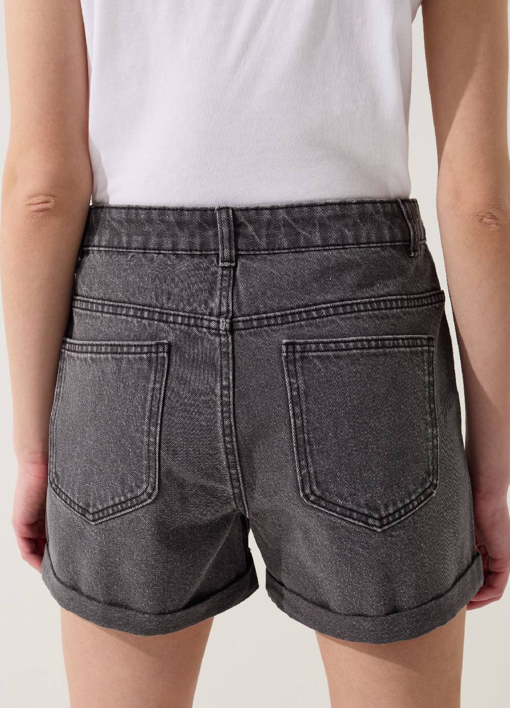 Ovs Shorts mom fit in denim Latest stili