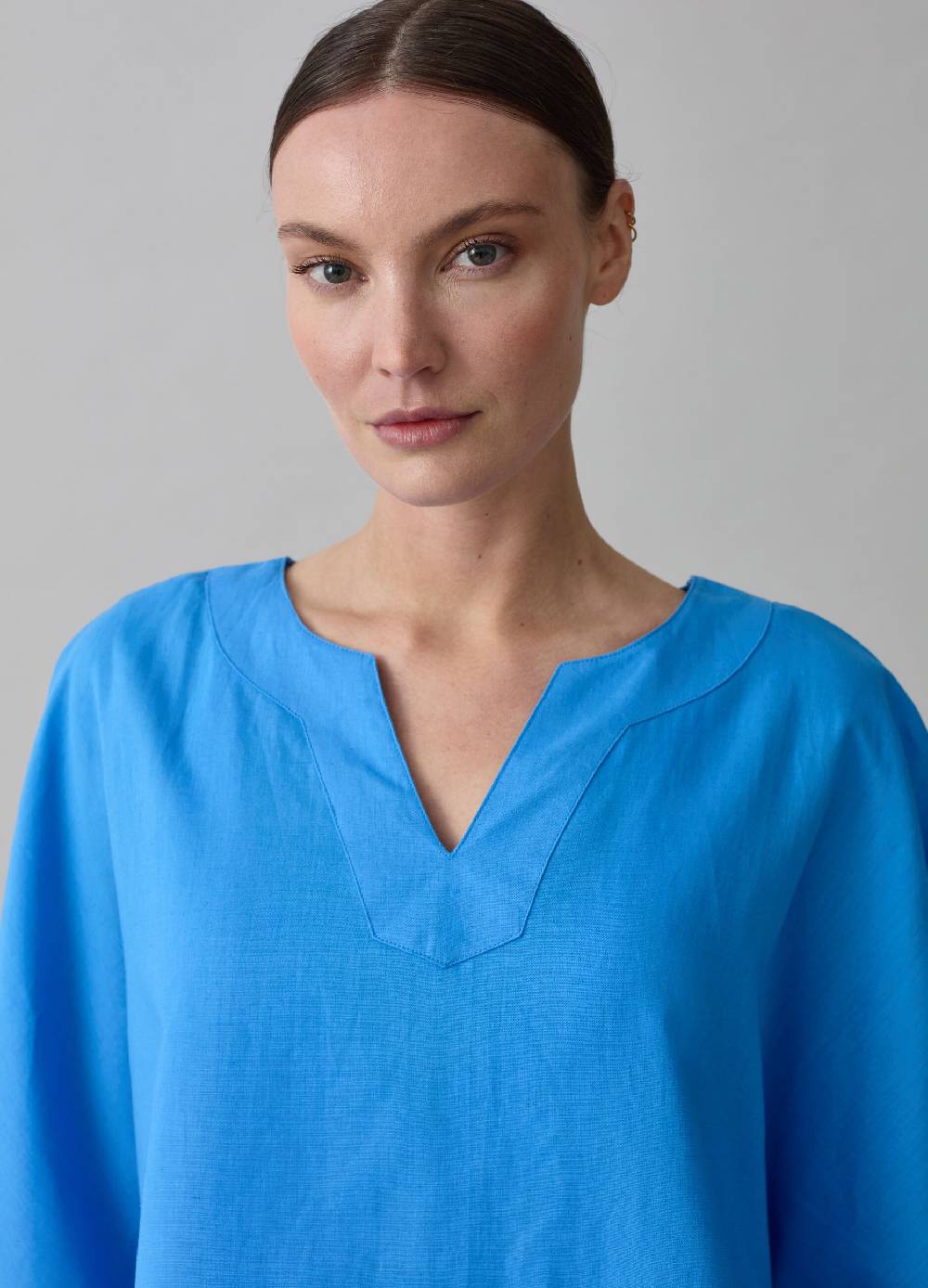Ovs Poncho copri costume con tasche Sostegno trimestrale
