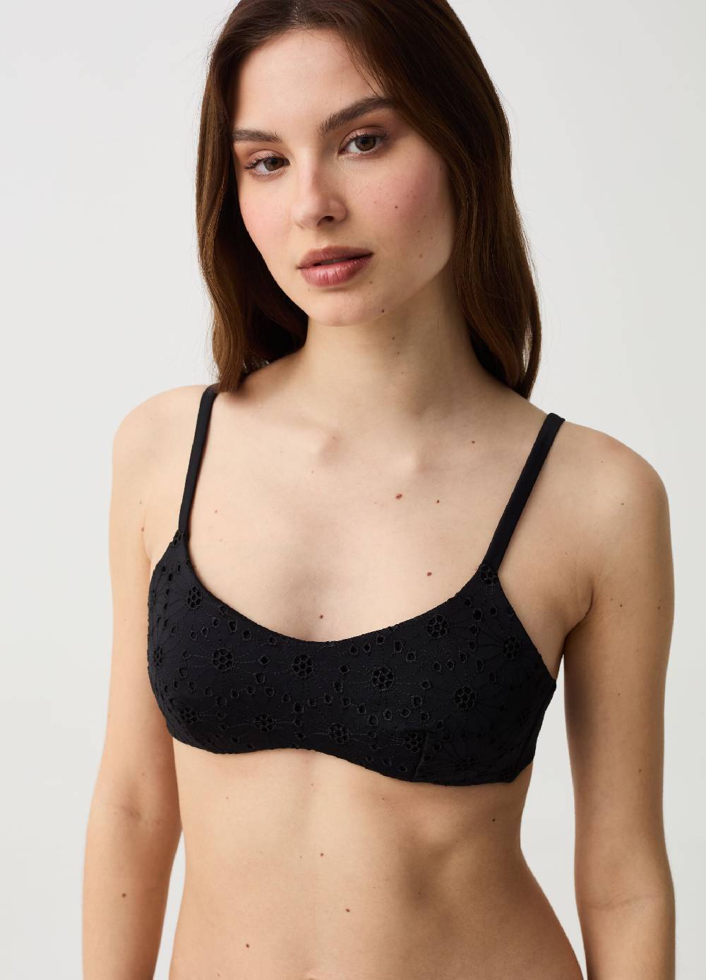 Ovs Top bikini bralette in sangallo Online Outlet