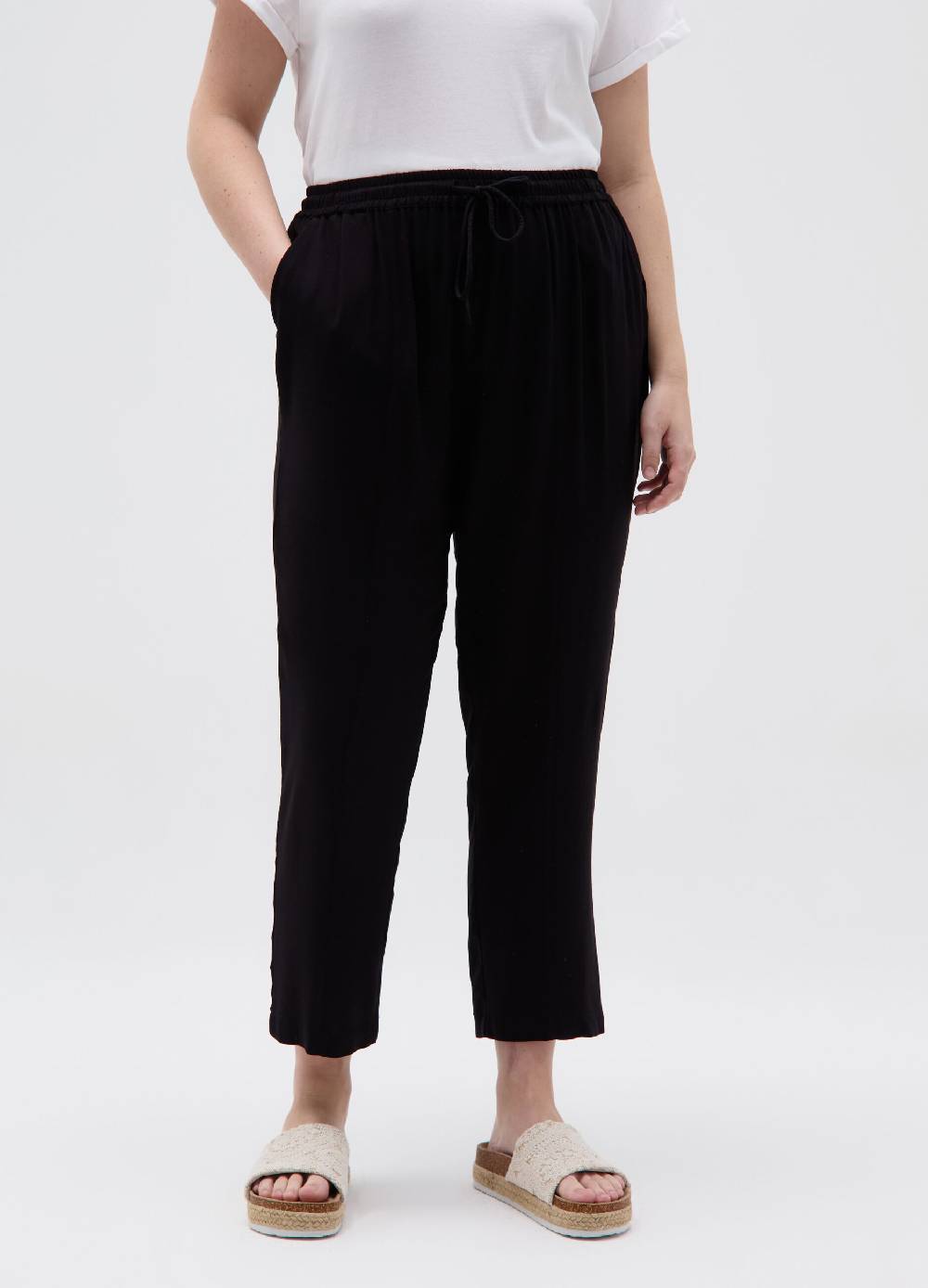 Ovs Joggers crop con coulisse Curvy Offerte speciali
