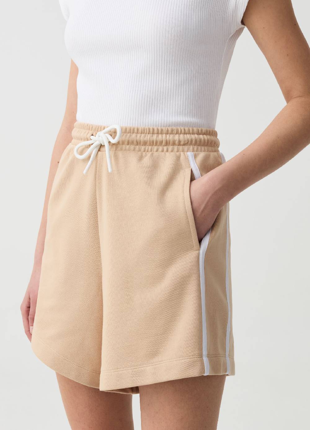 Ovs Bermuda jogger Essential con profili rigati Qualità Garantita