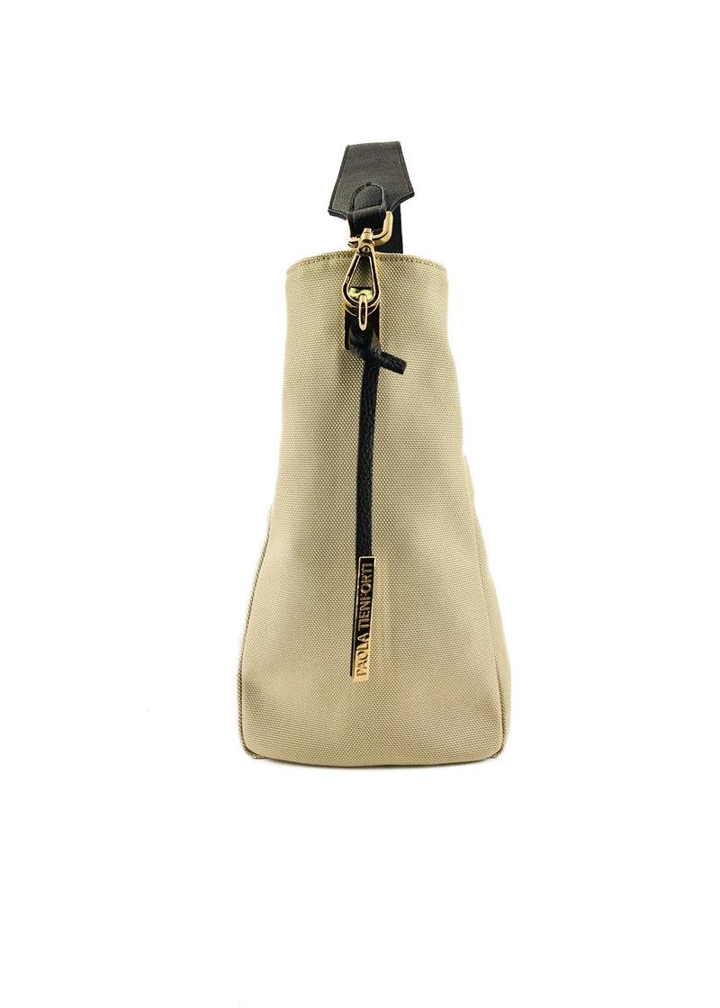 Paola T. Sacca in cordura con dettagli oro In Saldo