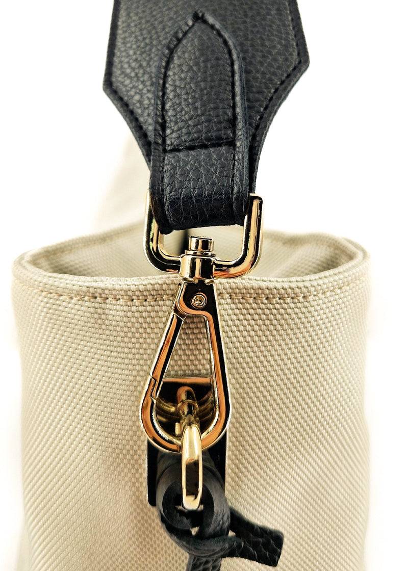 Paola T. Sacca in cordura con dettagli oro In Saldo