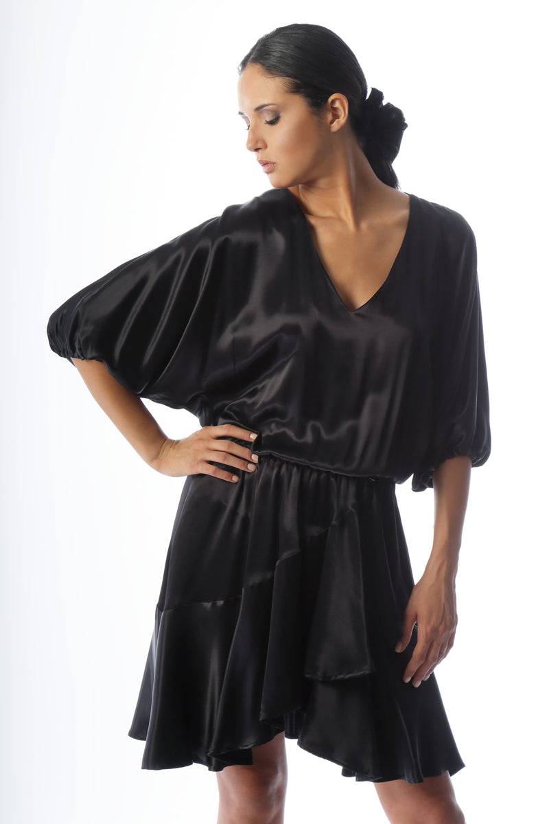 Paola T. Abito in raso di viscosa Latest stili