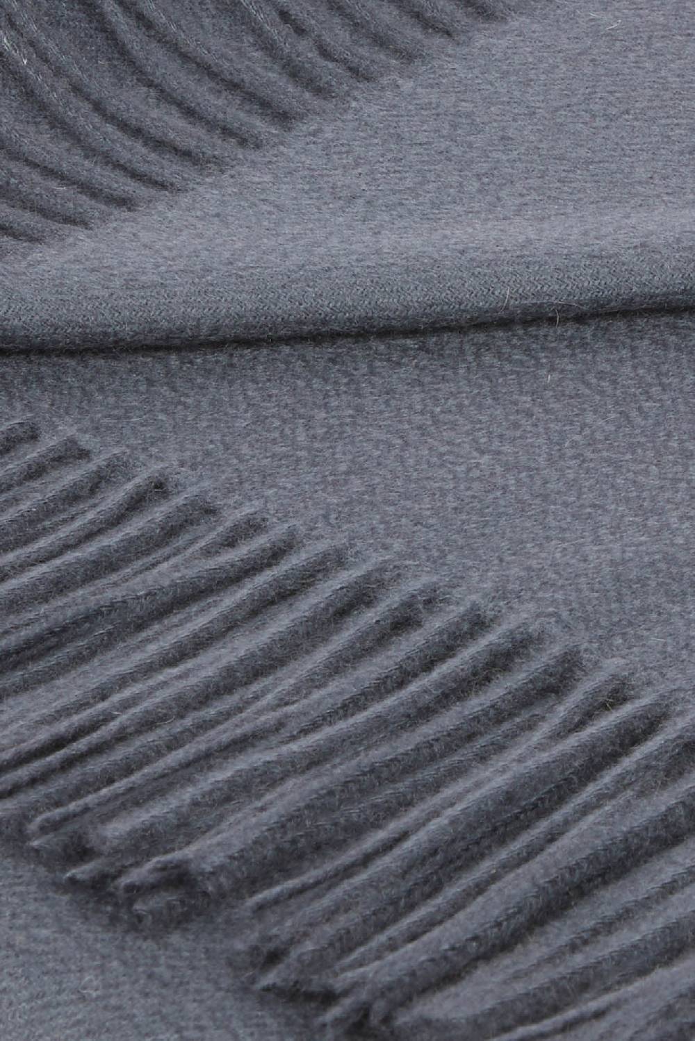 Piacenza 1733 Plaid Grigio 150x180 con Frange Arrotolate Negozio