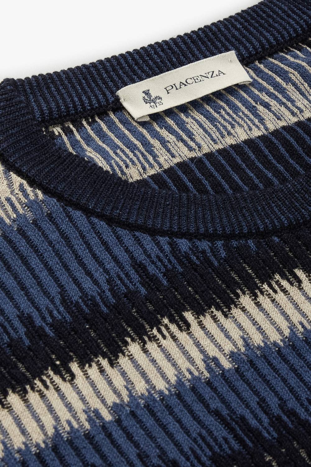 Piacenza 1733 Maglia maniche lunghe ikat striped flat rib blu e bianco In Linea
