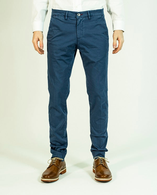 Pop84 Pantalone slim fit modello Milano con taschino Negozio