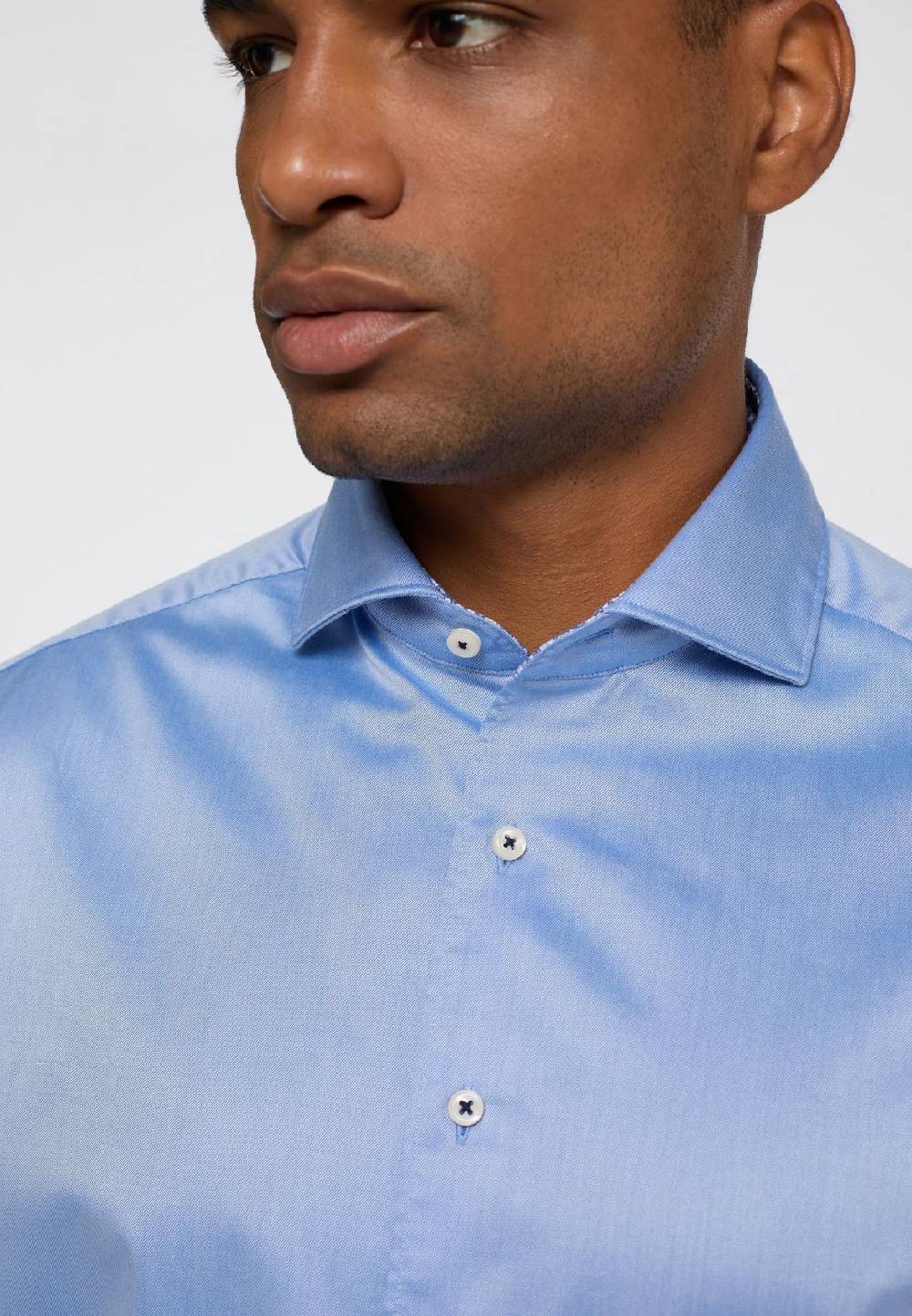 Eterna Camicia celeste eterna cotone twill ritorto modern fit interno in contrasto Duty-free