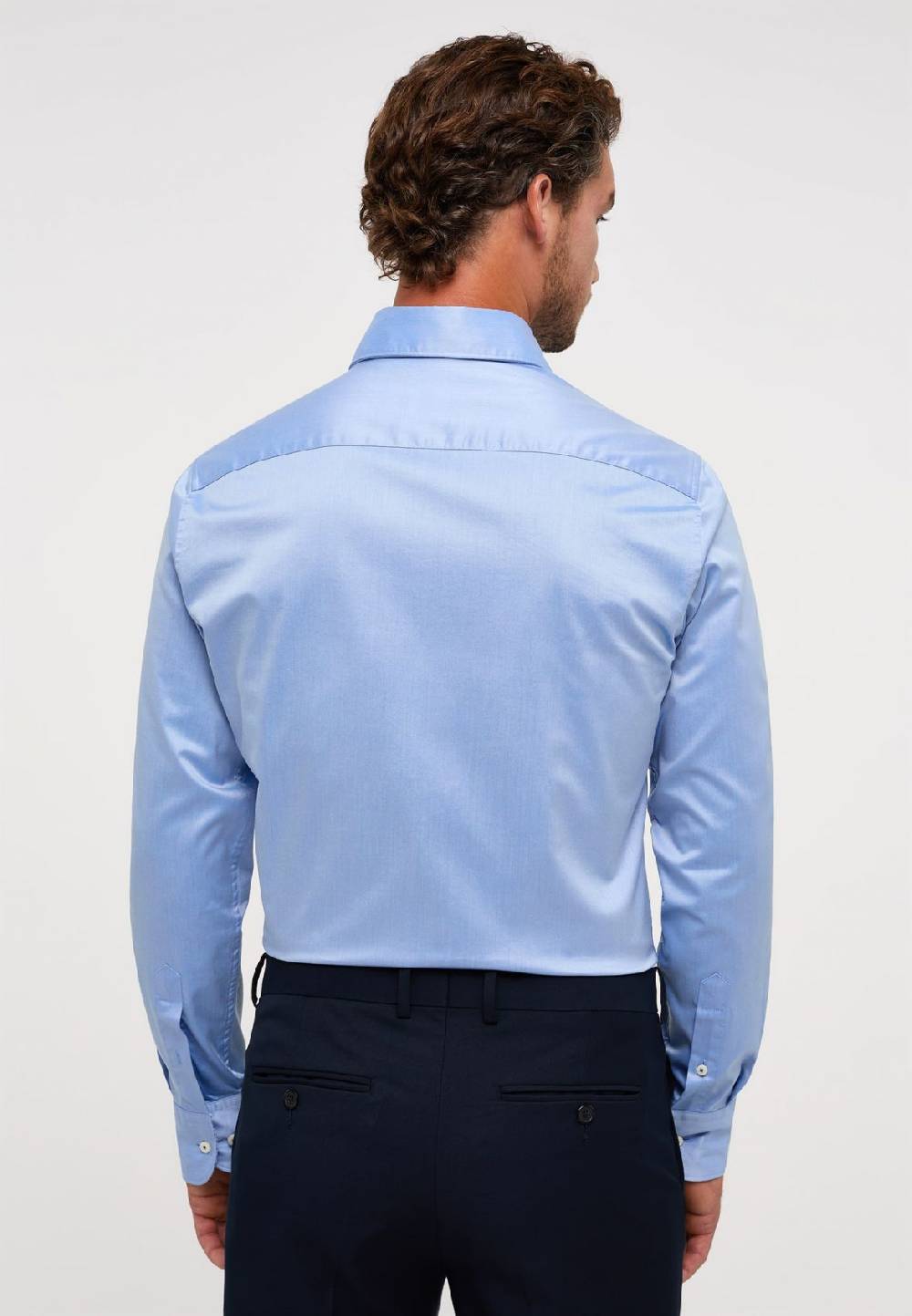 Eterna Camicia celeste eterna slim fit cotone twill interno in contrasto In Linea