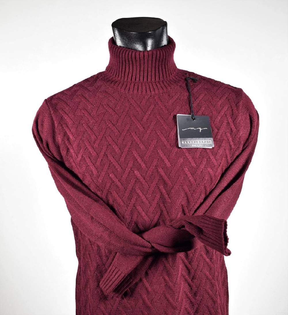 Manuel Garcia Dolcevita manuel garcia bordeaux in misto lana Cyber Monday