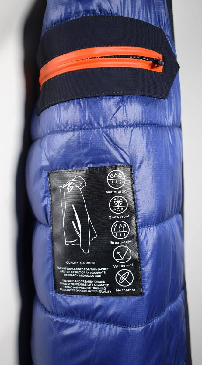 Adimari Giacca sportiva a fondo dritto con cappuccio adimari Fino Al -60%