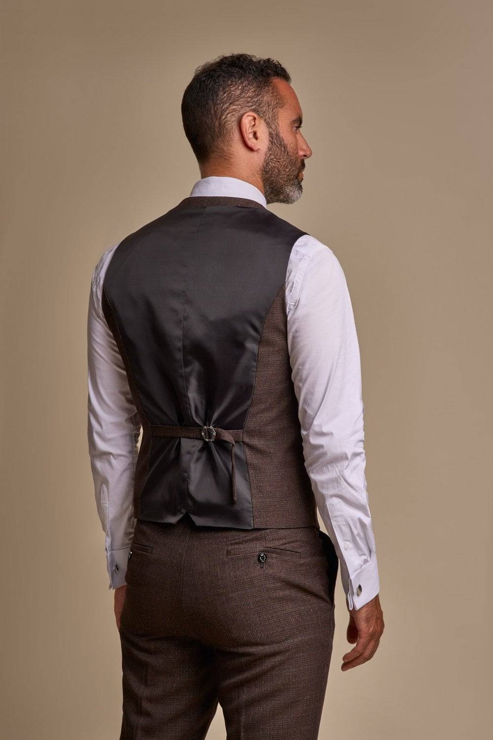 House of Cavani Abito cavani marrone a quadri in tweed con panciotto Offerta San Valentino