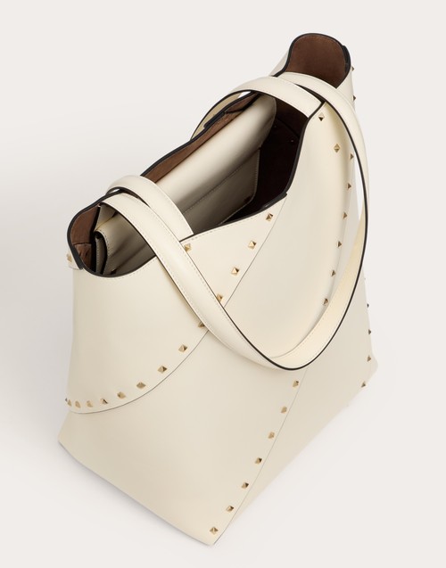 Red Valentino BORSA SHOPPING VALENTINO GARAVANI VALENTINO GARAVANI ROCKSTUD WISPY IN VITELLO Vendita Calda