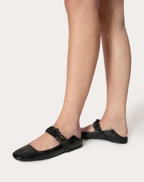 Red Valentino BALLERINA MARY-JANE VLOGO LOCKER IN ANGUILLA CON APPLICAZIONE DI FIORI Offerte esclusive