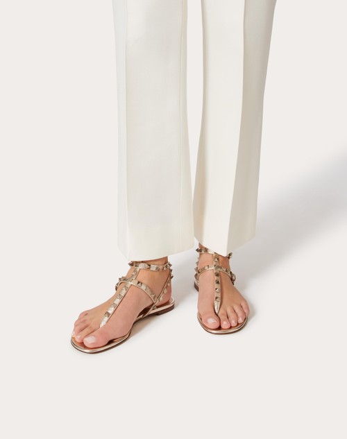 Red Valentino SANDALO INFRADITO BASSO ROCKSTUD METALLIZZATO Offerta esclusiva