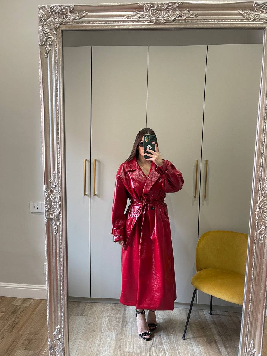 Lovely Sisters Trench in vinile rosso Fino Al -60%