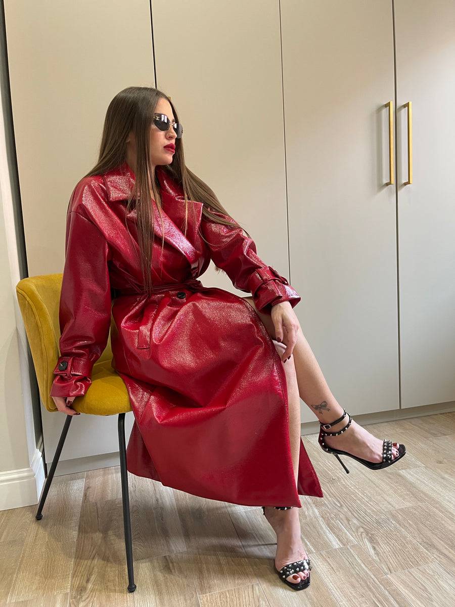 Lovely Sisters Trench in vinile rosso Fino Al -60%