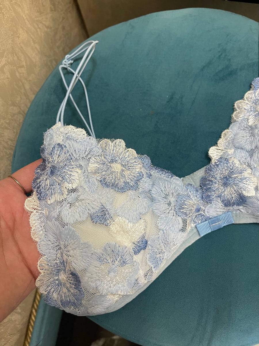 Lovely Sisters Bralette azzurra Acquista Ora