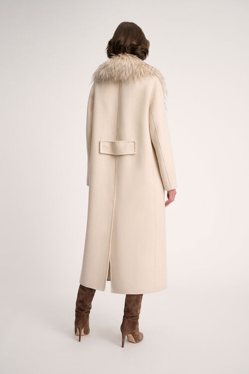 Luisa Spagnoli Supplica - Cappotto con collo In Vendita