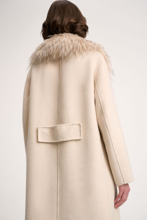 Luisa Spagnoli Supplica - Cappotto con collo In Vendita