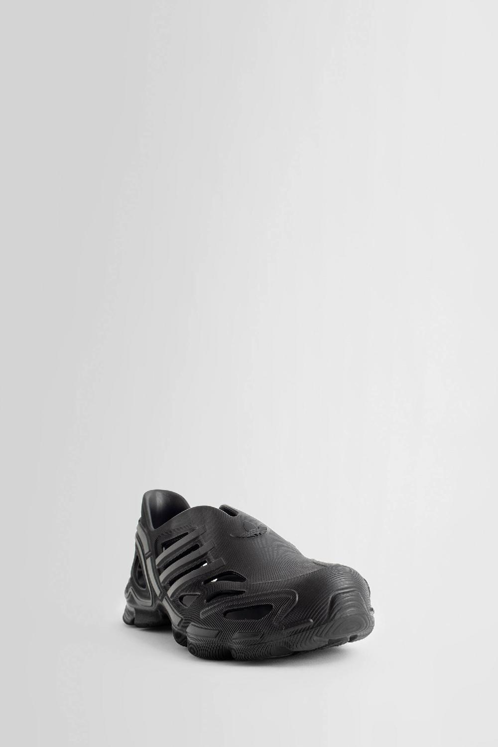 Antonioli ADIDAS MAN BLACK LOAFERS & FLATS Fino Al -60%