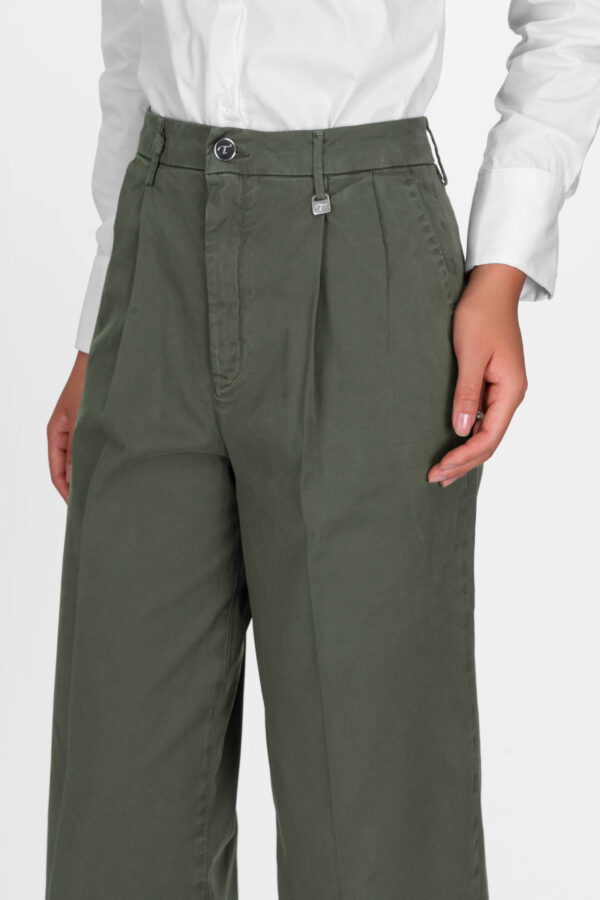 Sartoria Tramarossa PANTALONE AURELIA WIDE LEG IN GABARDINA DI COTONE VERDE Italy