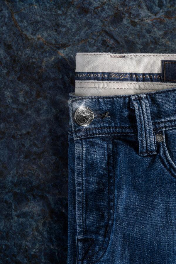 Sartoria Tramarossa JEANS LEONARDO BUTTONS REGULAR IN ZIRCONI NERI BLU MEDIO Negozi Online