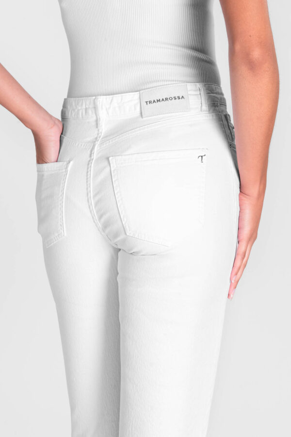 Sartoria Tramarossa PANTALONE MONICA FLARE CUT FLARE IN BULL DI COTONE BIANCO Promozione Limitata