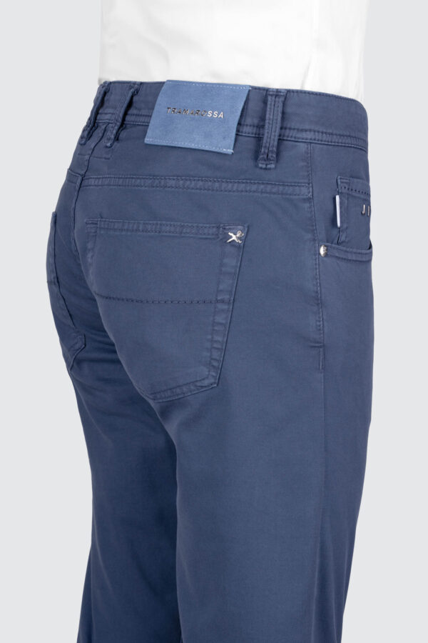 Sartoria Tramarossa PANTALONE LEONARDO BUTTONS REGULAR IN GABARDINA LEGGERA DI COTONE STRETCH BLU MEDIO Negozi Online